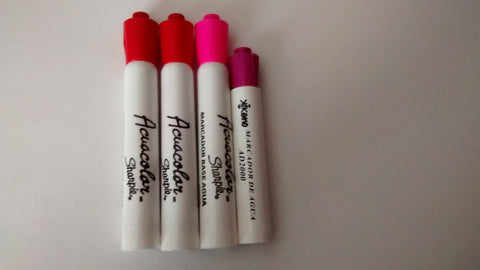 PLUMONES MARCA ACUACOLOR