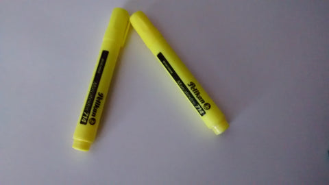 MARCA TEXTOS MARCA PELIKAN AMARILLO